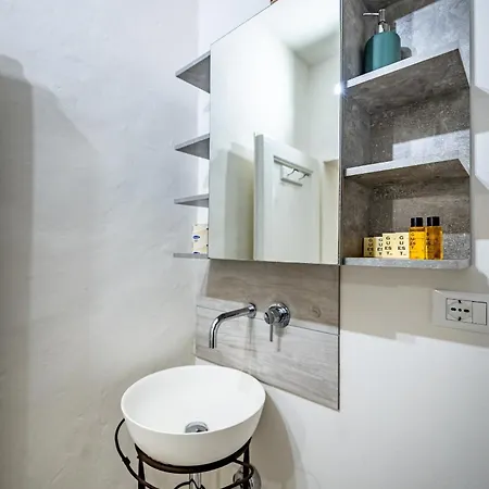 Roommo Pergola Apartment Florence